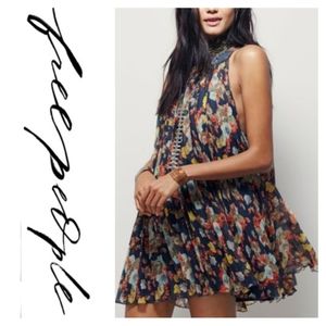 Free People Pleated Chiffon Swing Boho Floral Dress Size Small